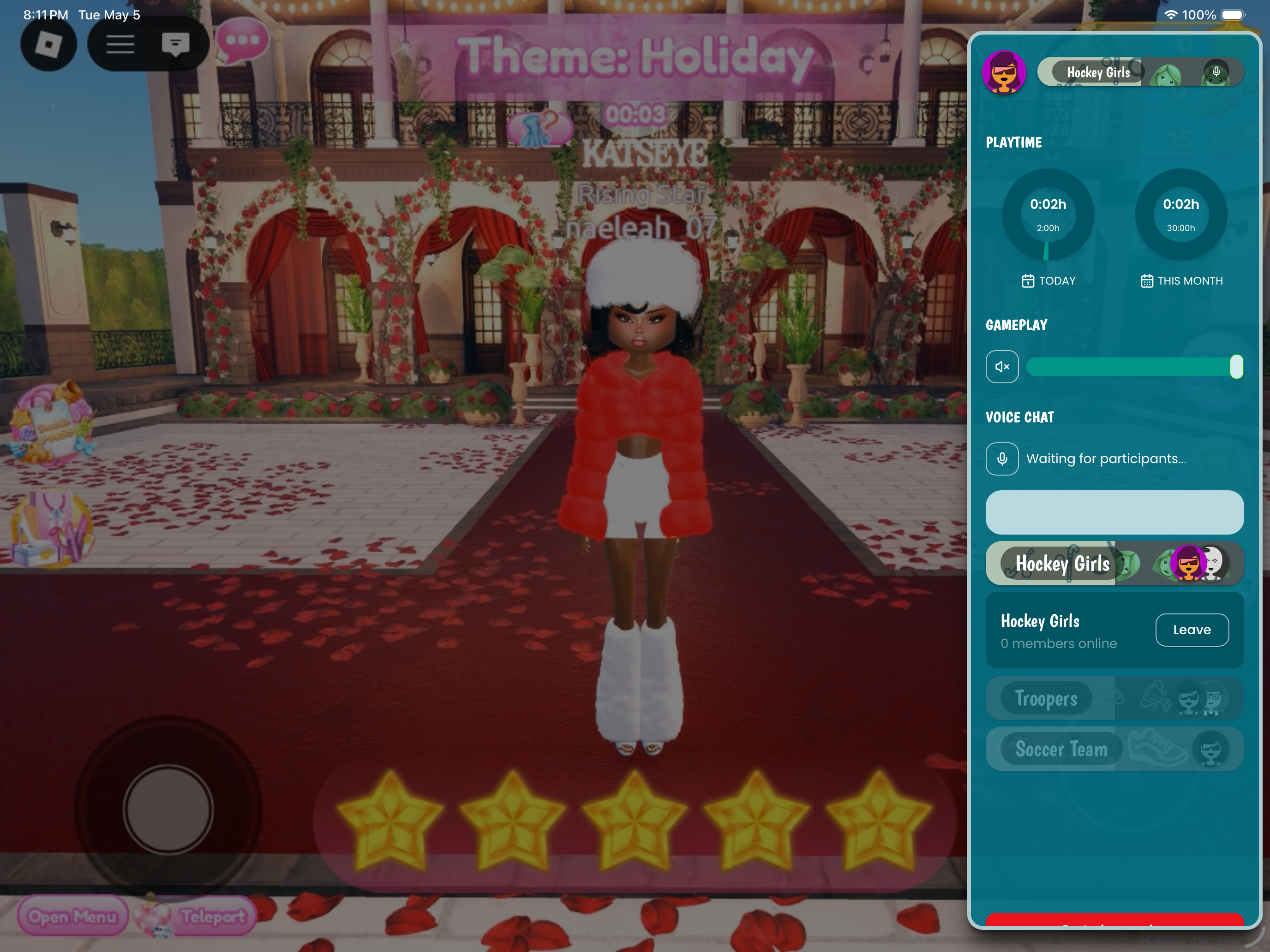 5-star runway round in a Roblox fashion world with the GuardianGamer sidebar visible